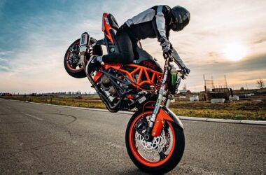 Stunt Rider - Radislav Mihajlov : Man with Bikes In His Blood 19 81429495 2968870059840995 4261476588429770752 n 1