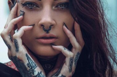 LILOU CIANO : Professional Tattoo Artist and Inked Model 17 sngine 5551bdc32989dc538c74e4c4e2e67428