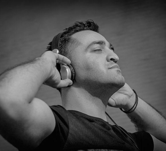 DJ-THE GREEK 8 sngine 61fd1ea5ff6a26b930d1efc45b6adae7