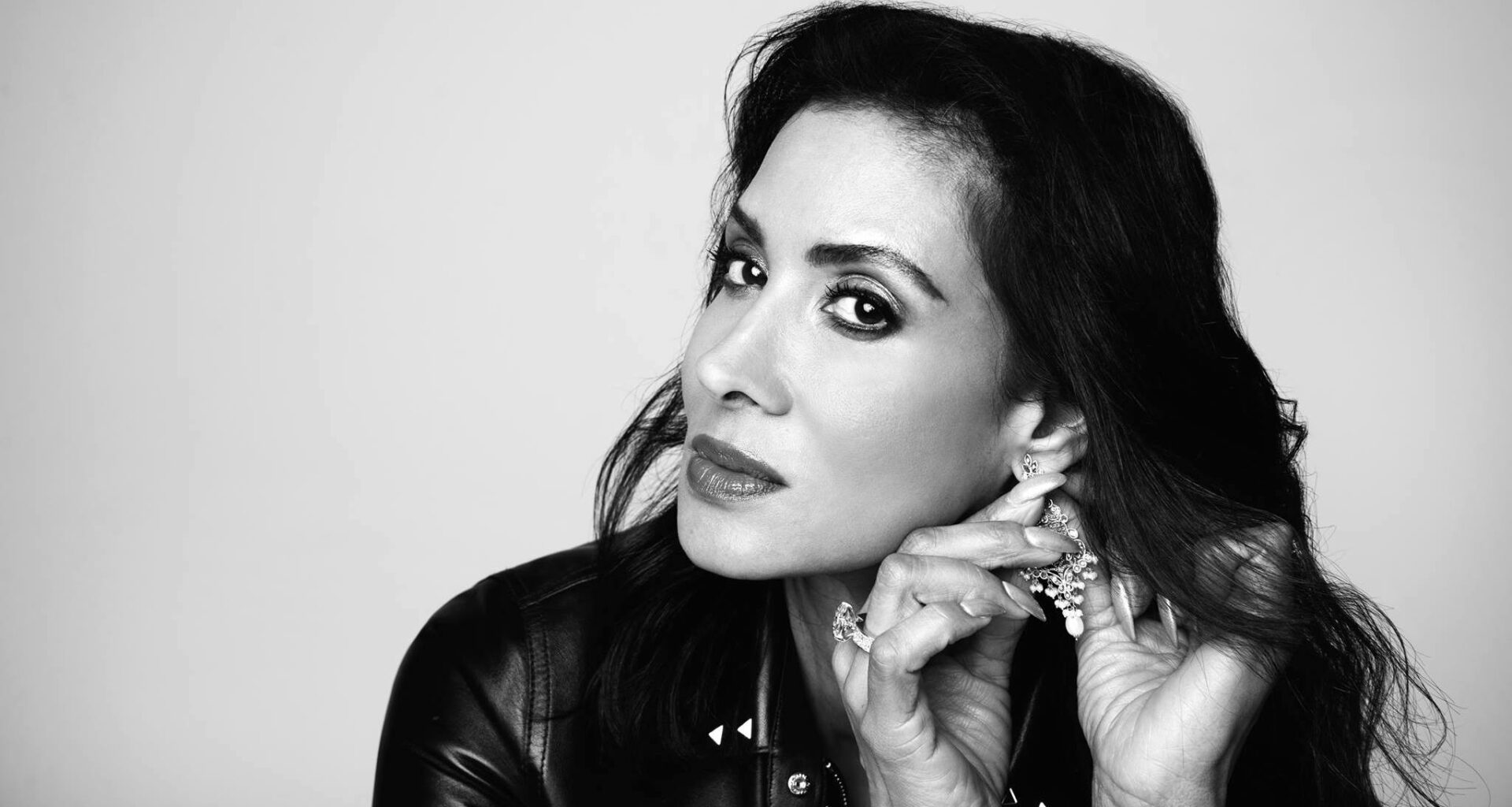 Monika Deol - a Canadian television personality. 8 Talentsofworld Articles | www.talentsofworld.com