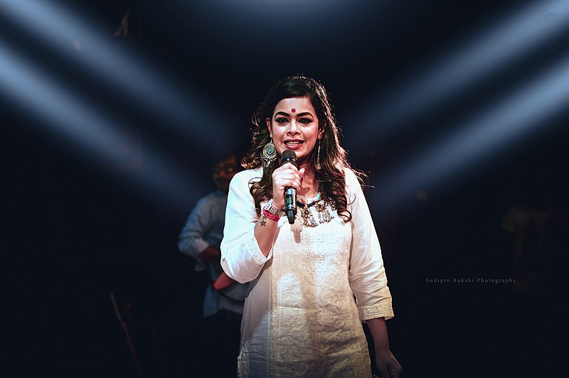 Iman Chakraborty - An Indian singer. 7 Talentsofworld Articles | www.talentsofworld.com