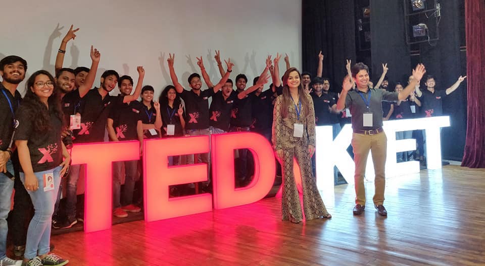 Richa Maheshwari - a Delhi-based fashion photographer. 6 Talentsofworld Articles | www.talentsofworld.com