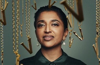 Sindhu Vee - an Indian stand-up comedian who lives and performs in the United Kingdom 16 Talentsofworld Articles | www.talentsofworld.com