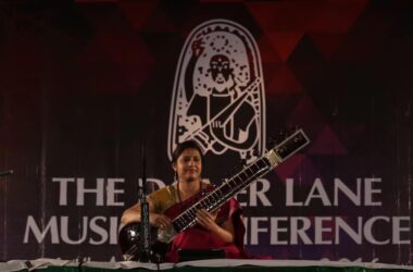 Anupama Bhagwat - an Indian sitar maestro. 19 Talentsofworld Articles | www.talentsofworld.com