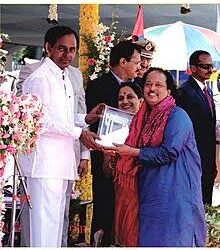 Raghav Raj Bhatt - a renowned Kathak dancer, sketch artist and folk and tribal arts expert. 21 Talentsofworld Articles | www.talentsofworld.com