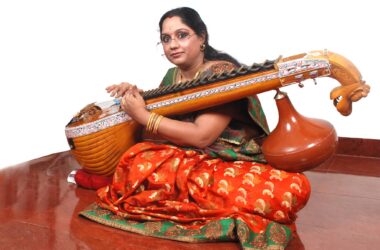 E. Gayathri - a veena exponent of the traditional Carnatic music. 17 Talentsofworld Articles | www.talentsofworld.com