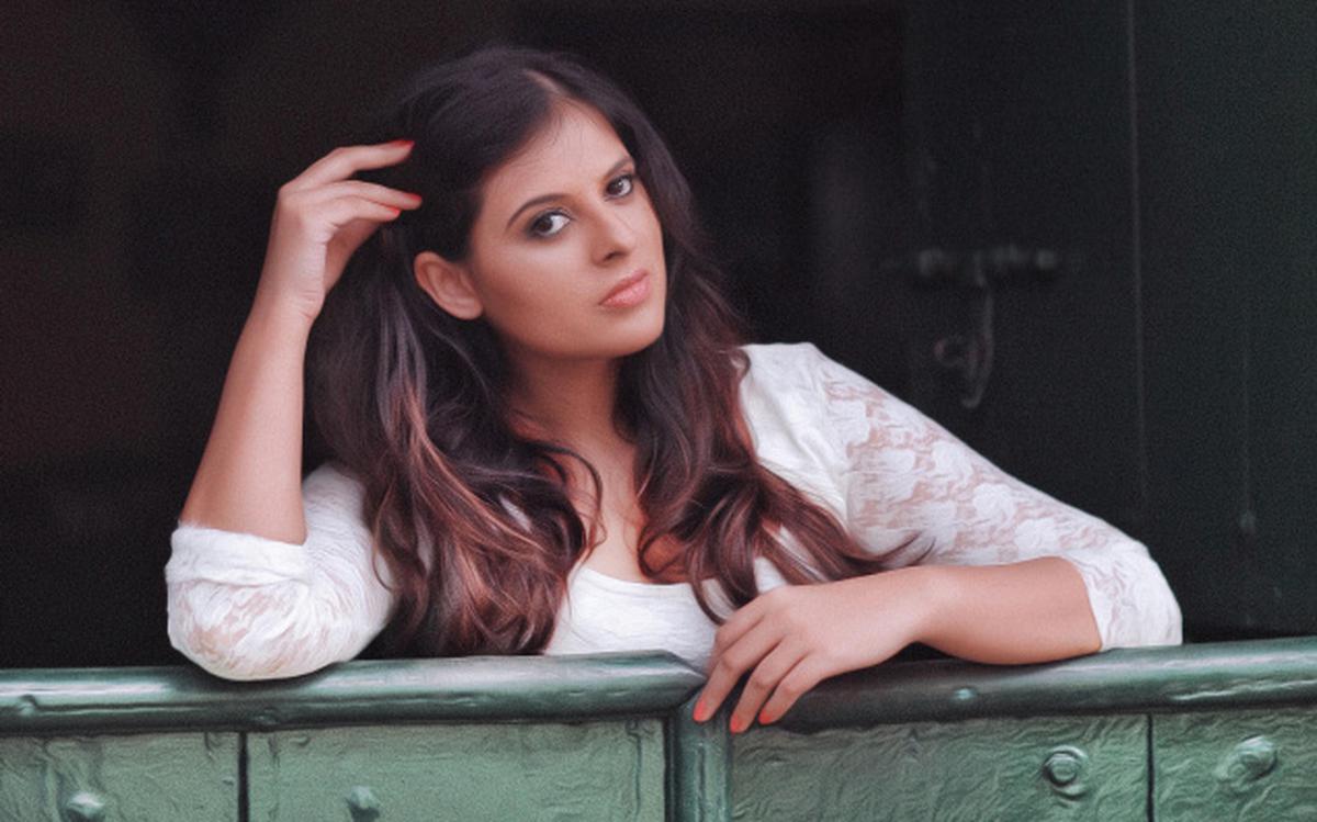 MILI (singer-songwriter) - a singer, songwriter from India. 8 Talentsofworld Articles | www.talentsofworld.com