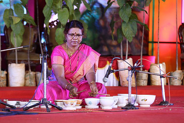 Shashikala Dani - an Indian Hindustani classical Jaltarang artist. 8 www.talentsofworld.com | Talentsofworld Articles