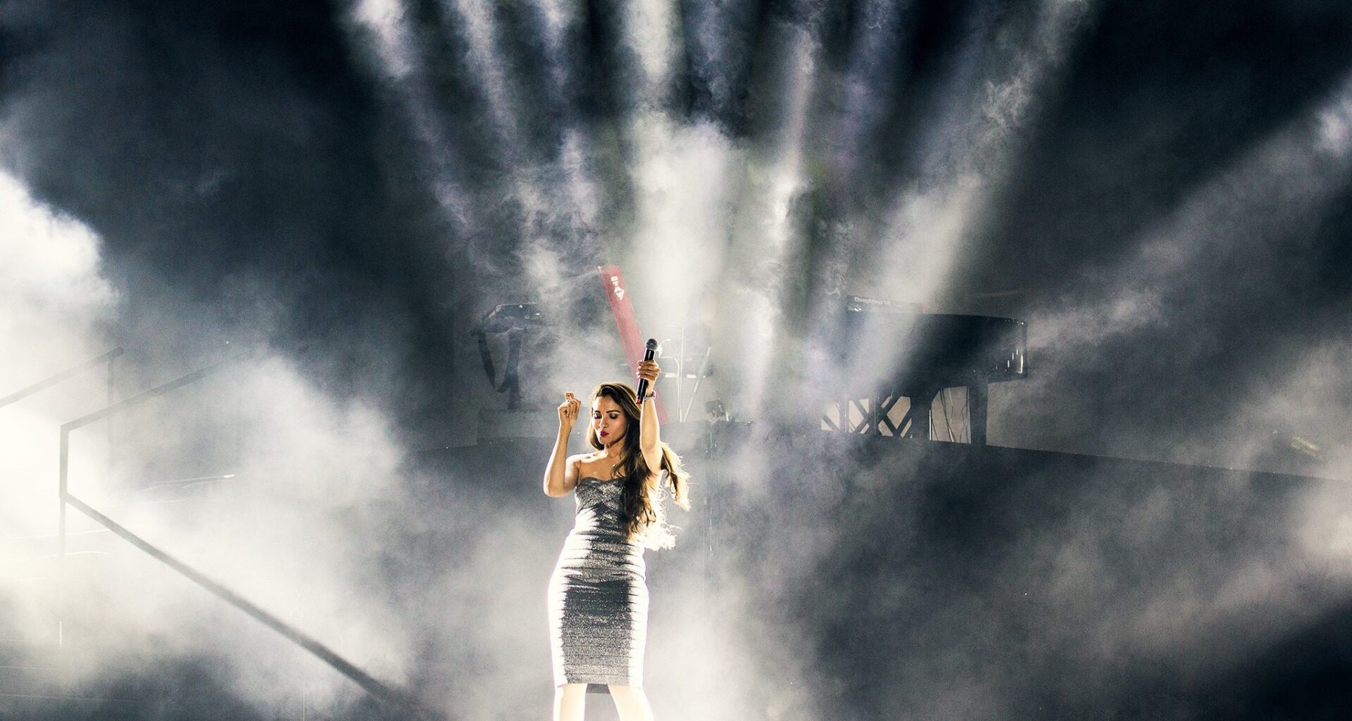 Andrea Jeremiah - an Indian actress, playback singer, and a musician. 6 Talentsofworld Articles | www.talentsofworld.com