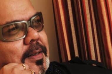 Jolly Mukherjee - an Indian singer "King of Strings". 18 Talentsofworld Articles | www.talentsofworld.com