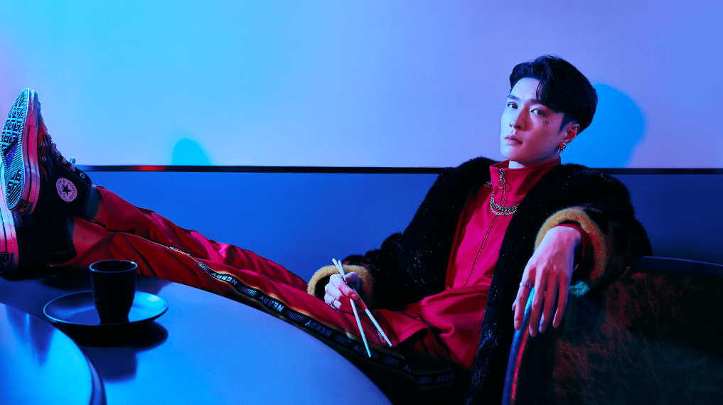 K-pop boy band EXO's Lay Zhang 8 www.talentsofworld.com | Talentsofworld Articles