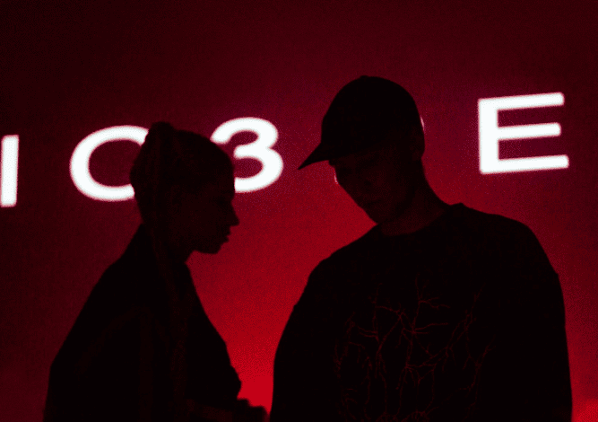 IC3PEAK : Electronic Music Duo 7 IC3PEAK : Electronic Music Duo