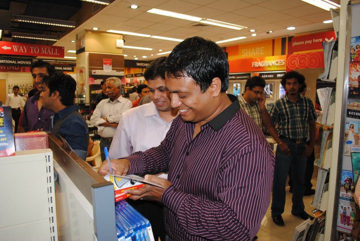 Shaiju Mathew - an Indian–Canadian author, screenplay writer, movie reviewer and director. 8 www.talentsofworld.com | Talentsofworld Articles