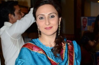 Juhi Babbar - an Indian film and television actress 20 Talentsofworld Articles | www.talentsofworld.com