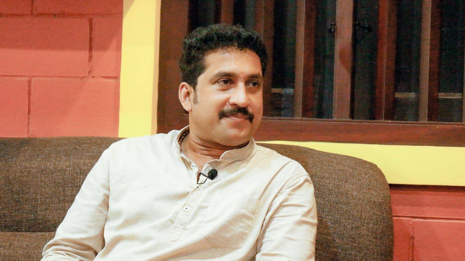 Santhosh Keezhattoor - an Indian film & theatre actor. He had acted in many leading and supportive roles. 3 Talentsofworld Articles | www.talentsofworld.com