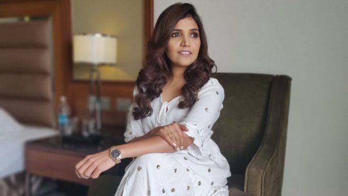 Mukta Barve - an Indian film, television, and theatre actress and a producer. 8 www.talentsofworld.com | Talentsofworld Articles