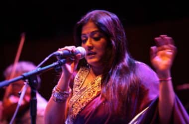 Sunali Rathod is an Indian playback singer. 20 www.talentsofworld.com | Talentsofworld Articles