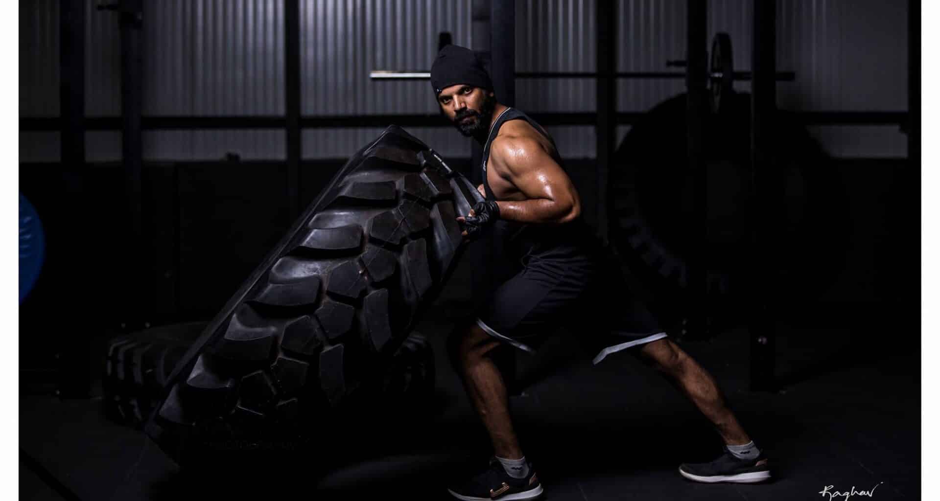 Sathish Ninasam is an Indian actor who appears in Kannada films. 8 www.talentsofworld.com | Talentsofworld Articles