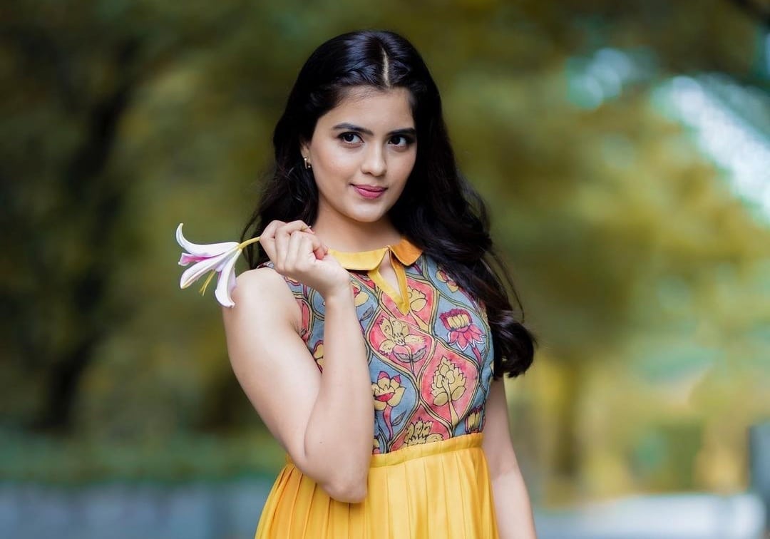 Amritha Aiyer is an Indian actress who predominantly appears in Tamil and Telugu 6 www.talentsofworld.com | Talentsofworld Articles