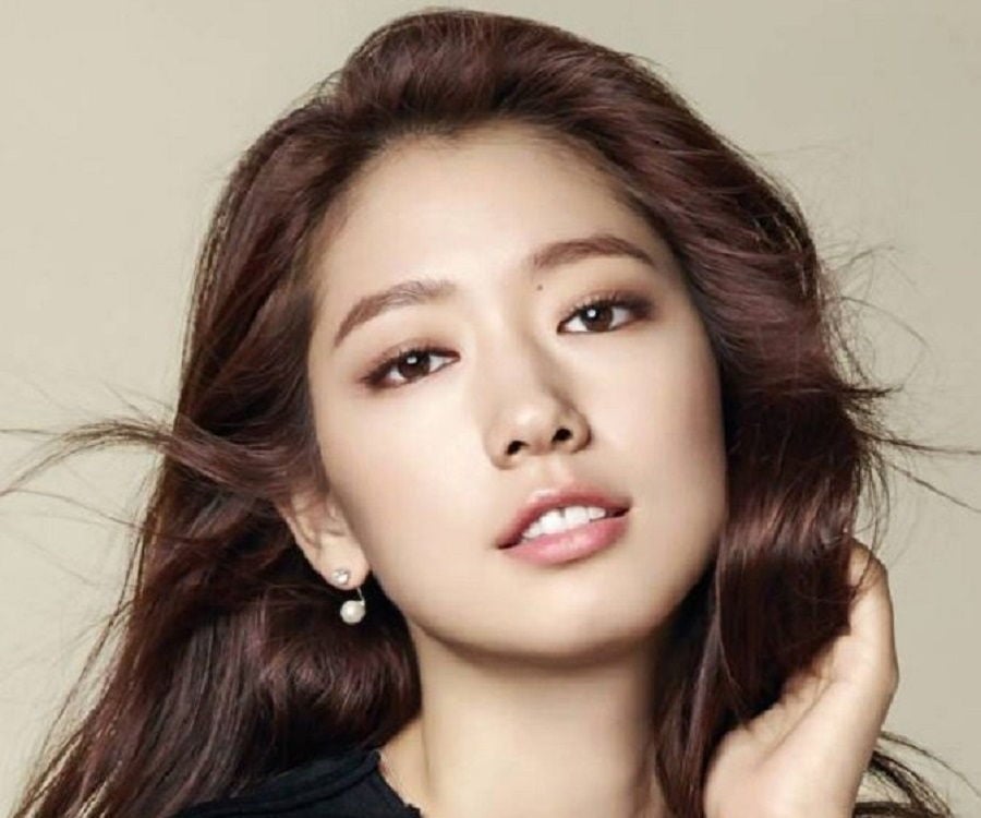 Park Shin Hye is a South Korean actress and singer 8 www.talentsofworld.com | Talentsofworld Articles