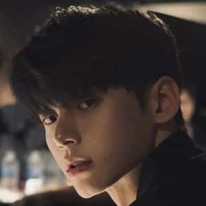 Title: Jeon Changha: A Rising Star in the World of Art 8 jeon changha