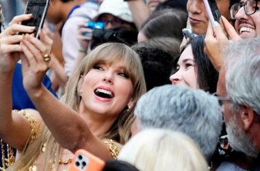 Taylor Swift's fans condemn AI-generated NSFW pictures of the singer 21 www.talentsofworld.com | Talentsofworld Articles