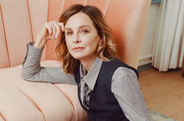 Calista Flockhart Is Back, With a Flock of Venomous Swans 14 www.talentsofworld.com | Talentsofworld Articles