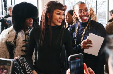 Inside or Out? Street Style Meets Couture. 14 www.talentsofworld.com | Talentsofworld Articles