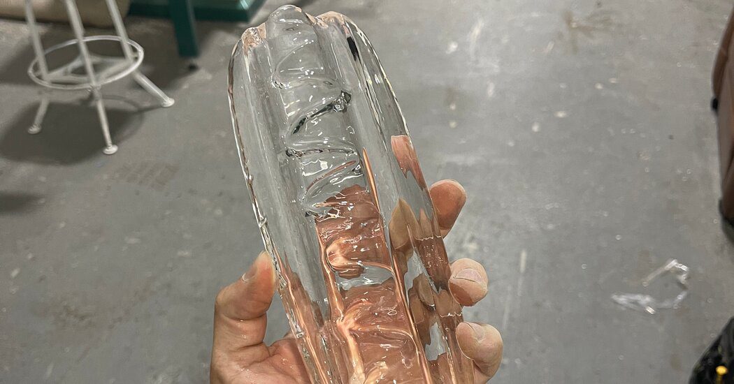 394 Hot Dog Ice Sculptures Later, He Quit His Day Job 8 www.talentsofworld.com | Talentsofworld Articles