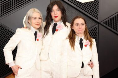 Red-Carpet Looks From the 66th Grammy Awards 13 www.talentsofworld.com | Talentsofworld Articles