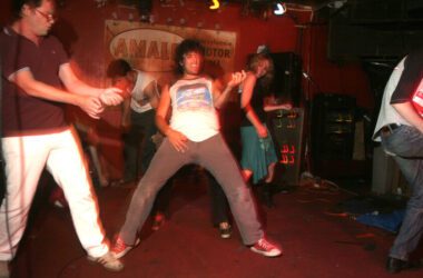 A Slide Show of a Neighborhood, as Some Saw It 15 www.talentsofworld.com | Talentsofworld Articles