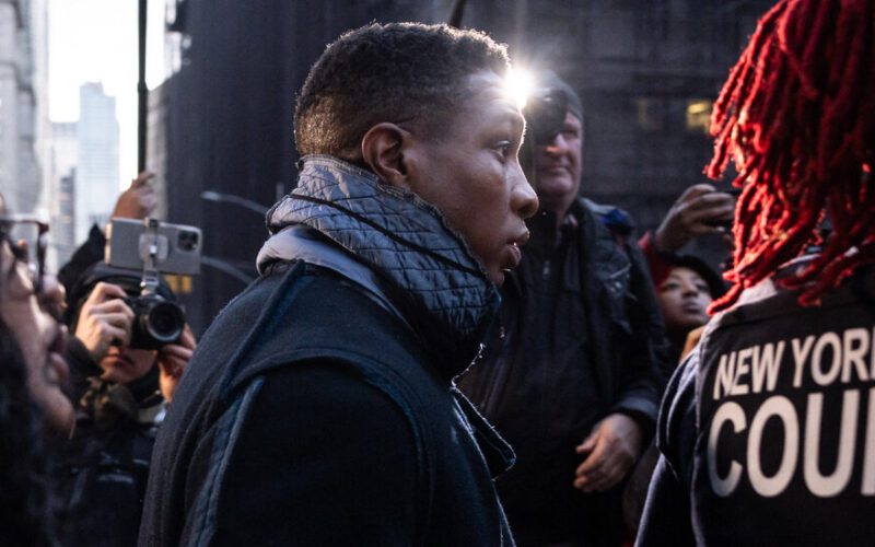 Jonathan Majors Had a History of Abuse in Relationships, Women Say 8 www.talentsofworld.com | Talentsofworld Articles