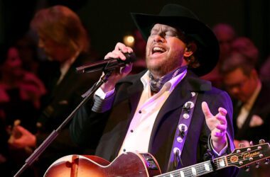 Toby Keith, Popular Country Music Singer-Songwriter, Dies at 62 17 www.talentsofworld.com | Talentsofworld Articles