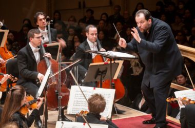 A Critic Who Strives to Hit the Right Note 16 www.talentsofworld.com | Talentsofworld Articles