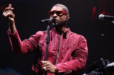On the Eve of the Super Bowl, Usher Proves His Mastery 13 www.talentsofworld.com | Talentsofworld Articles