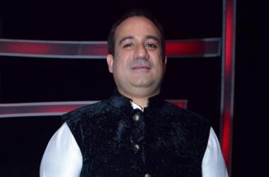 Rahat Fateh Ali Khan reacts to backlash over viral video beating ‘student’: I did apologise to him, he started crying 10 www.talentsofworld.com | Talentsofworld Articles