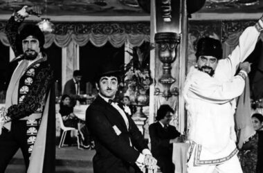 When an irritated Rishi Kapoor said Shatrughan Sinha got all the praise for a song in ‘Naseeb' which he didn’t even shoot: ‘He couldn't care less’ | Hindi Movie News - Times of India 20 www.talentsofworld.com | Talentsofworld Articles