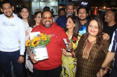 Shankar Mahadevan receives warm welcome as he returns to Mumbai after Grammy win 14 www.talentsofworld.com | Talentsofworld Articles