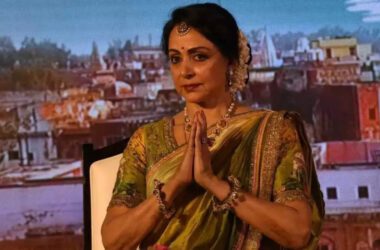 Hema Malini offers prayers at Ram Mandir in Ayodhya: 'Because of the temple, so many people are getting employment' | - Times of India 12 www.talentsofworld.com | Talentsofworld Articles