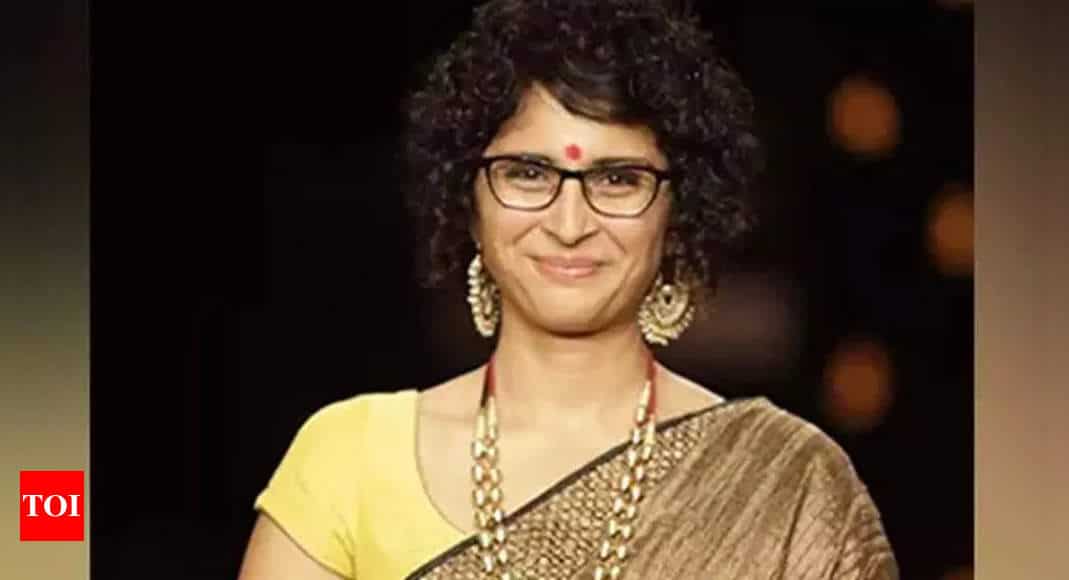 Check out this BTS video of Kiran Rao from the sets of ‘Laapataa Ladies’ | - Times of India 8 www.talentsofworld.com | Talentsofworld Articles