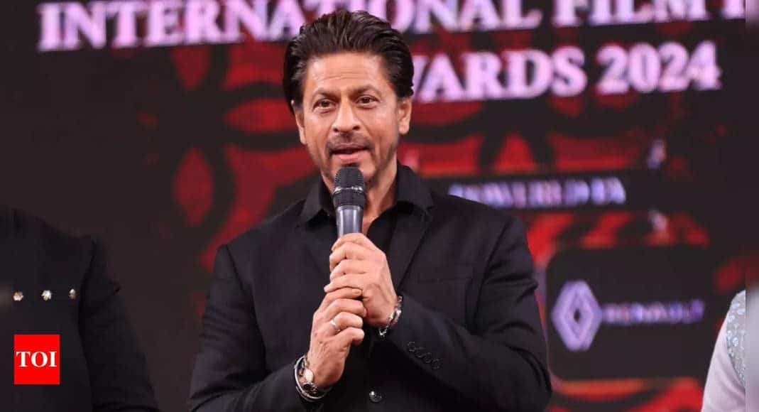 Shah Rukh Khan Wins Dadasaheb Phalke Award for 'Jawan': 'Main Laalchi hoon for awards' | - Times of India