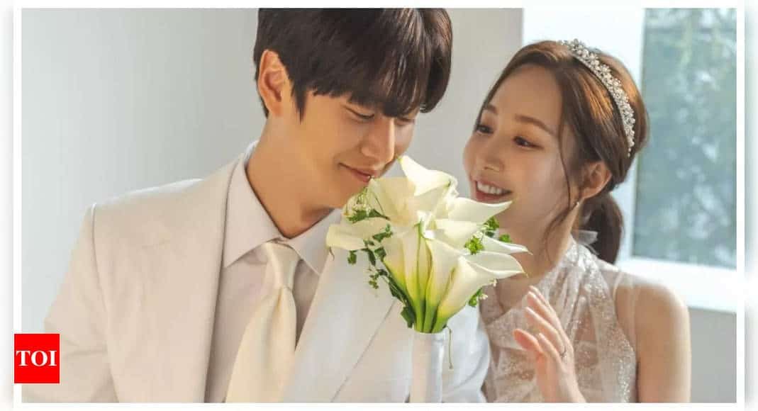Marry My Husband Review: Park Min Young and Naa In Woo weave a charismatic narrative of revenge, second-chances and deadly deaths | - Times of India