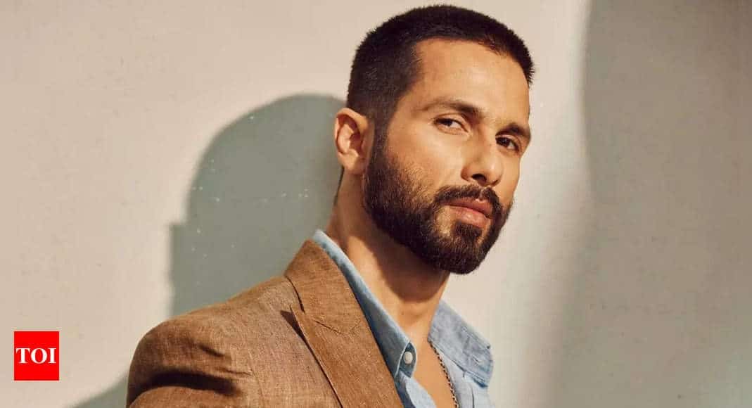 Shahid Kapoor reveals why he quit smoking: ‘I would hide from my daughter’ | - Times of India