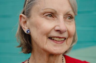 Over 60, Single and Never Happier 15 Over 60, Single and Never Happier