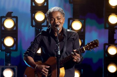 Covering the Rise of Tracy Chapman 9 Covering the Rise of Tracy Chapman