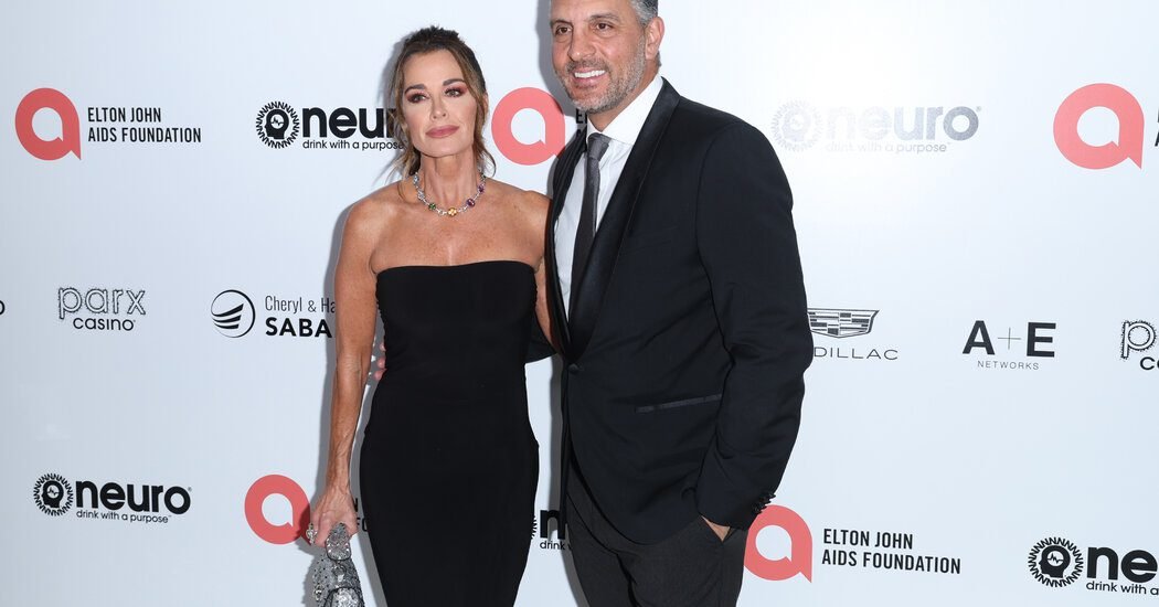 What’s Going On Between Kyle Richards and Mauricio Umansky?