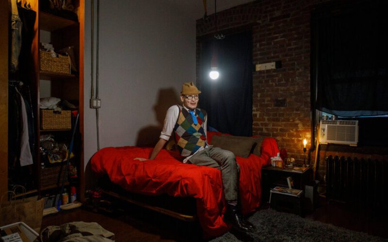 The Curmudgeon of Rivington Street 16 www.talentsofworld.com | Talentsofworld Articles