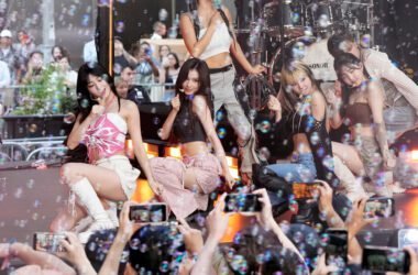 Twice, a K-Pop Girl Group, Tops the Billboard Chart for the First Time