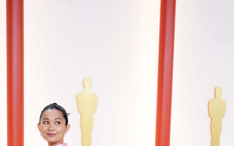 And the Oscars Carpet Color Goes … Back to Red 13 And the Oscars Carpet Color Goes … Back to Red