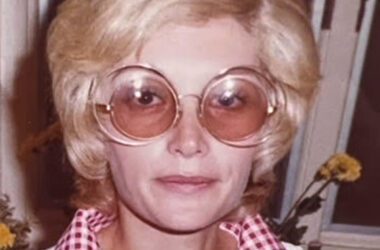 Sydell L. Miller, Self-Made Eyelash and Hair Care Mogul, Dies at 86 16 Sydell L. Miller, Self-Made Eyelash and Hair Care Mogul, Dies at 86